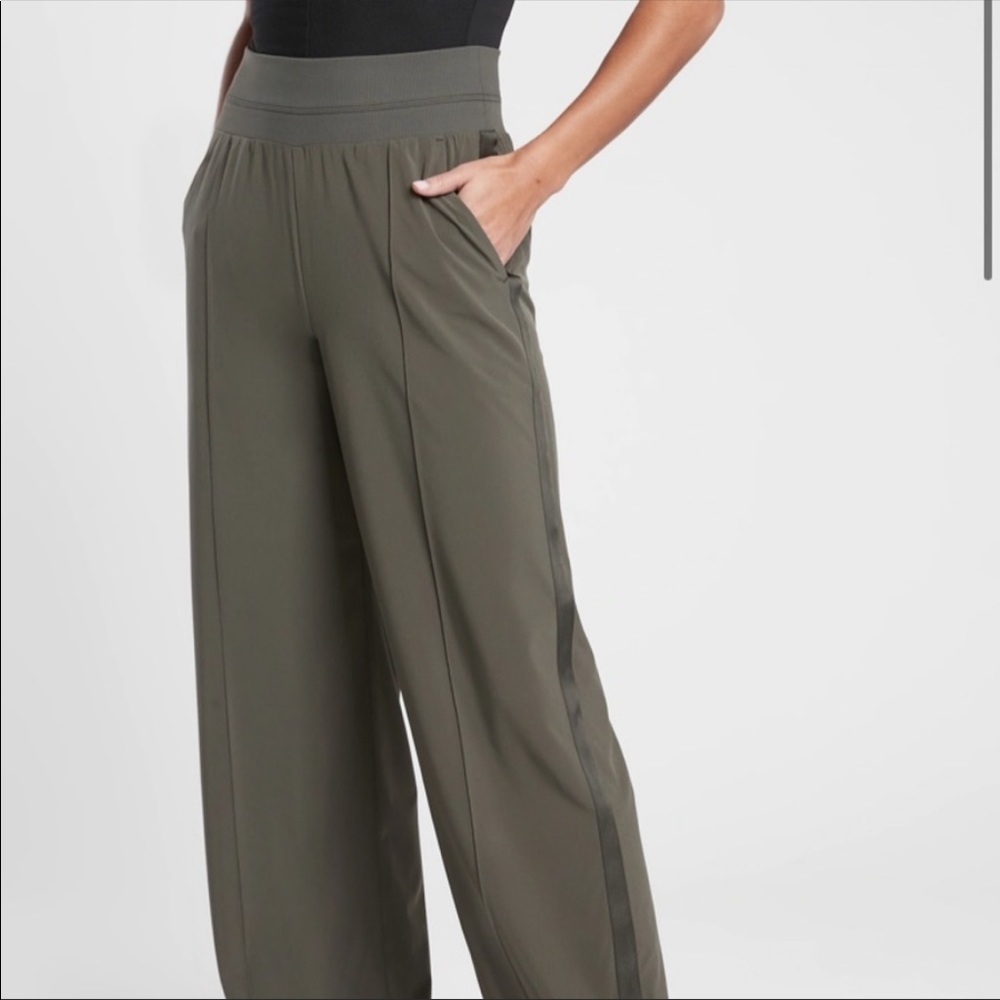 NWT Athleta Nolita wide leg pant